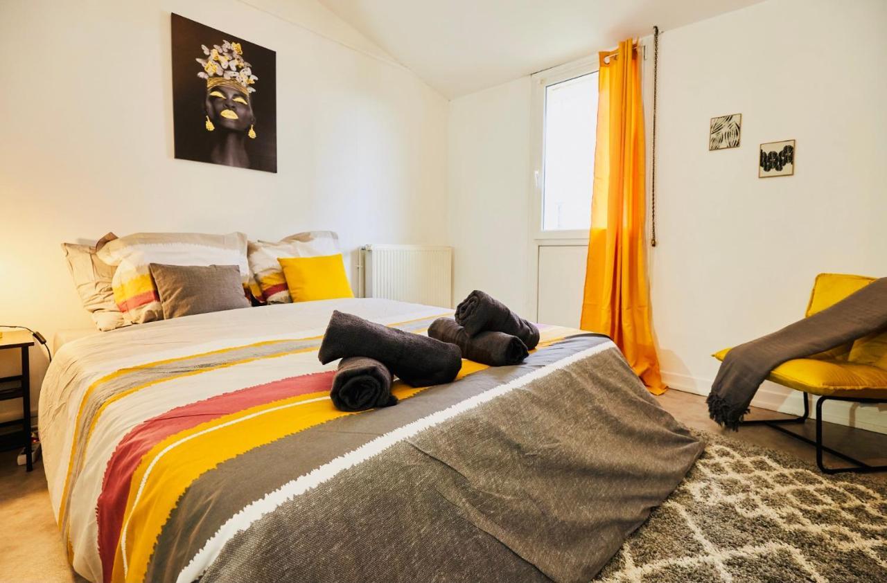 Mona Lisa : Superbe Loft Centre Ville - Parking Gratuit - Wifi Ultra Rapide-Appareil Massage-Netflix-Jeu Societe Troyes Eksteriør billede